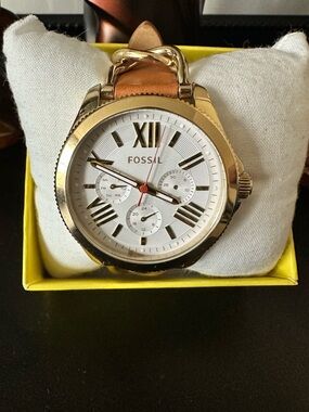 Fossil Gold Tone Chronograph Watch with White Dial and Tan Strap